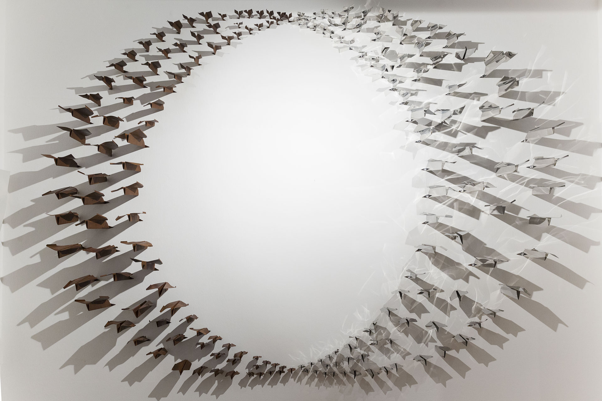 158 PAPER PLANES SIMULTANEOUSLY HITTING THE WALL